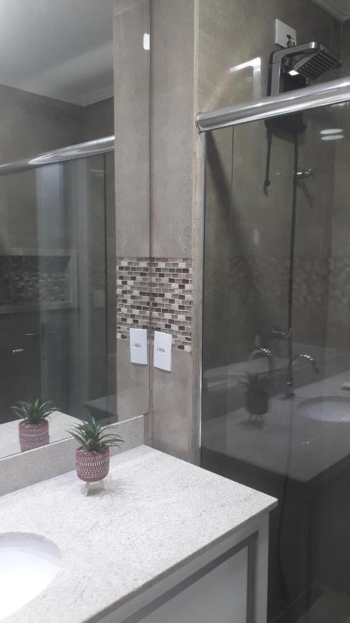 Maravilhoso Apto Vista Mar Jacuzzi Wi Fi Pe Areia Santos  Luaran gambar