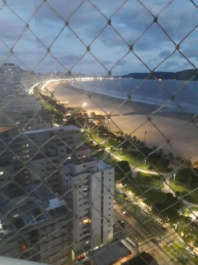 Maravilhoso Apto Vista Mar Jacuzzi Wi Fi Pe Areia Santos  Luaran gambar